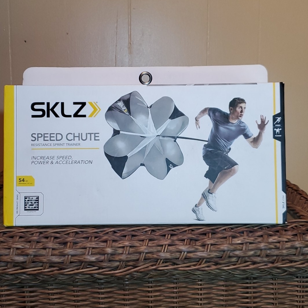 SKLZ Speed Chute Resistance Sprint Trainer